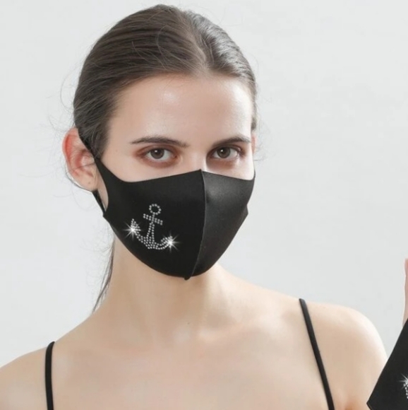 Rhinestone Anchor ⚓ Face Mask - Picture 2 of 3